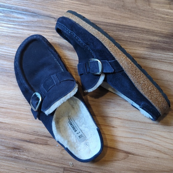 Birkenstock Shoes - Birkenstock Women's Navy Buckley Suede Shearling Clog Slippers Size 7